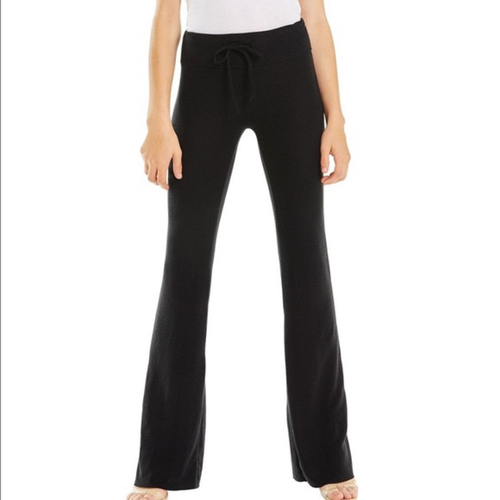 WILDFOX Tennis Club Flared Sweatpants S